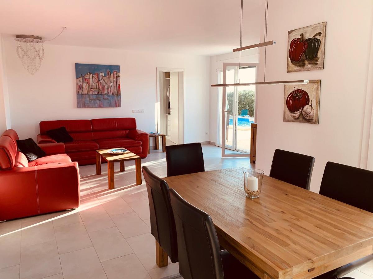 Casa Luz Solar - Schoene Finca In Strandnaehe, Privatpool, Klimaanlage, Wifi Santanyi Bagian luar foto